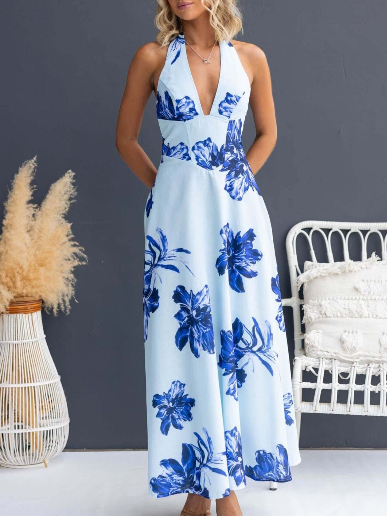 ae007318-851c-428d-bf3d-21092698529d-Max