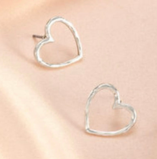 Stella & Dot Hammered Heart Studs